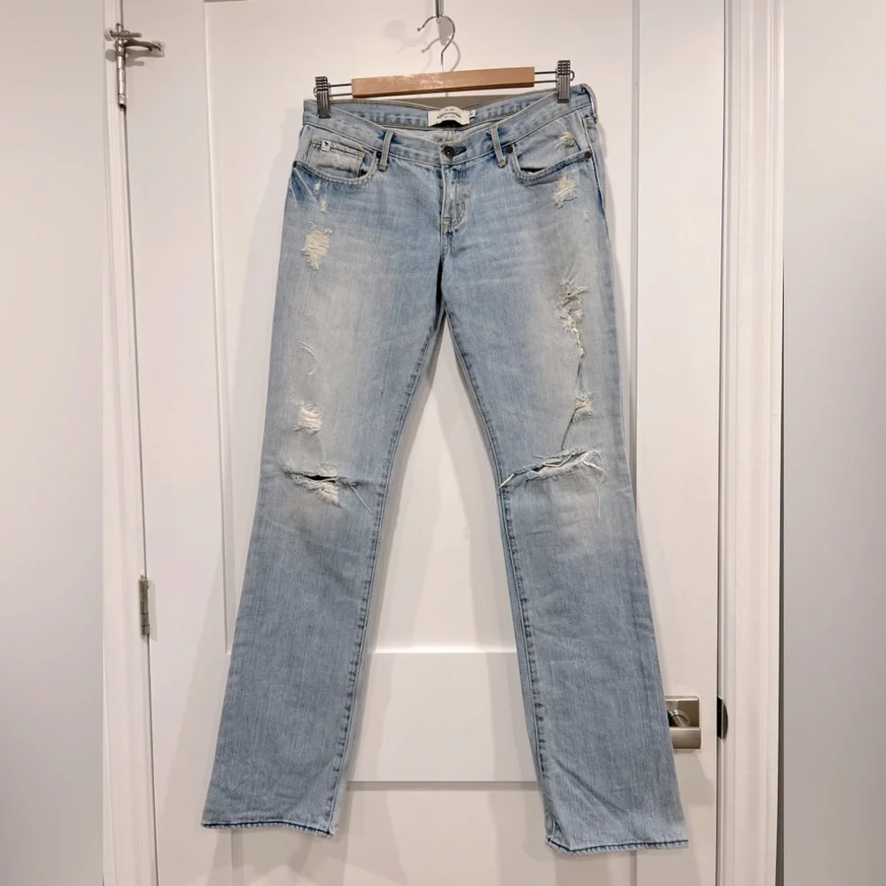 Abercrombie Kids girl’s jeans, distressed, light wash - Picture 1 of 8